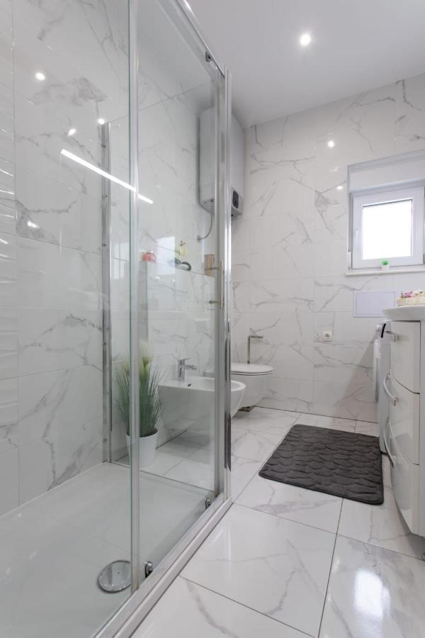 Kaštela Lux Apartment Ema מראה חיצוני תמונה