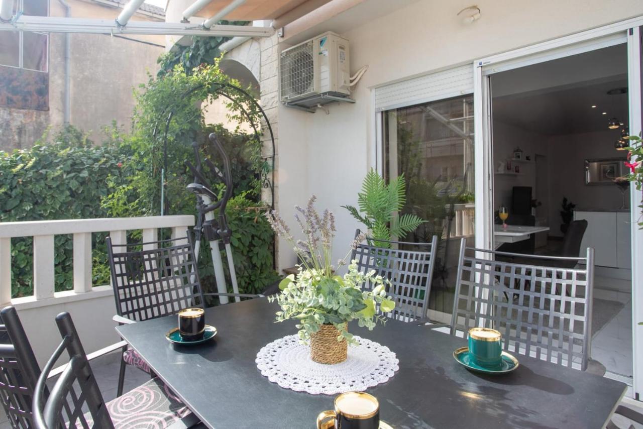 Kaštela Lux Apartment Ema מראה חיצוני תמונה