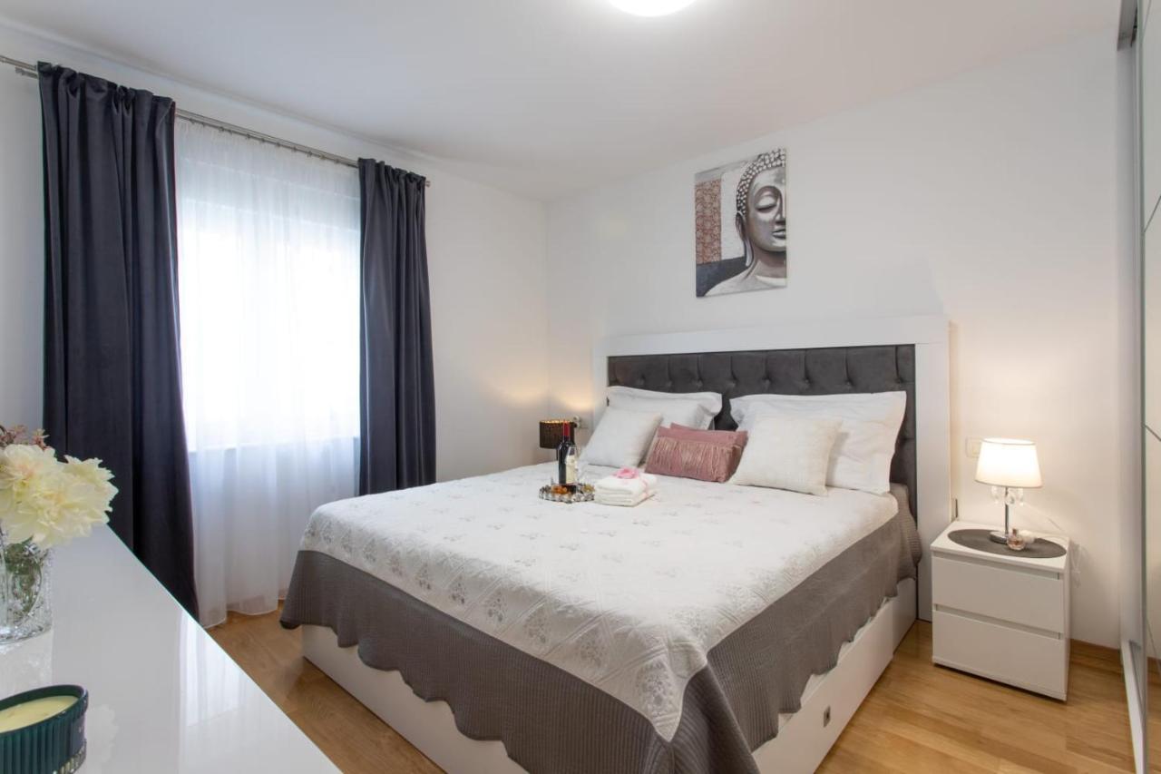 Kaštela Lux Apartment Ema מראה חיצוני תמונה