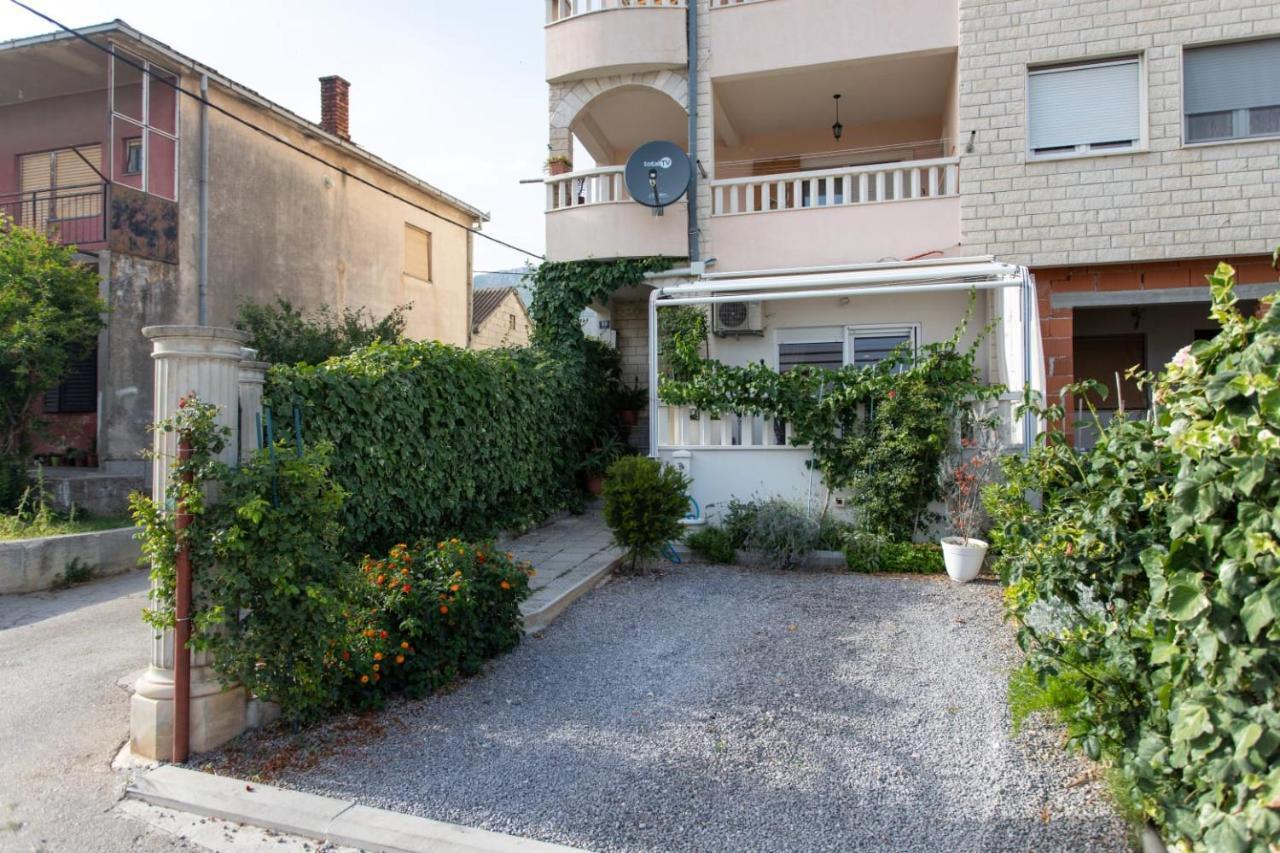 Kaštela Lux Apartment Ema מראה חיצוני תמונה
